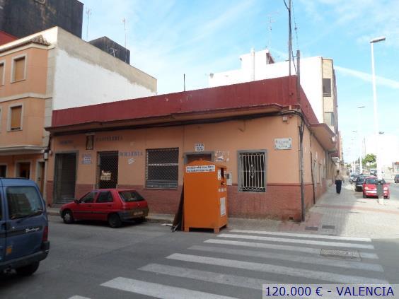 Se vende solar de 211 metros en Moncada Valencia